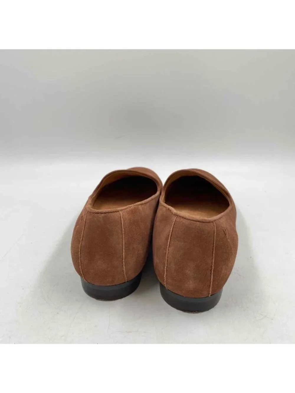 vionic Willa II Suede Tan Women's Shoe Size 7.5 Caramel Solid Flats